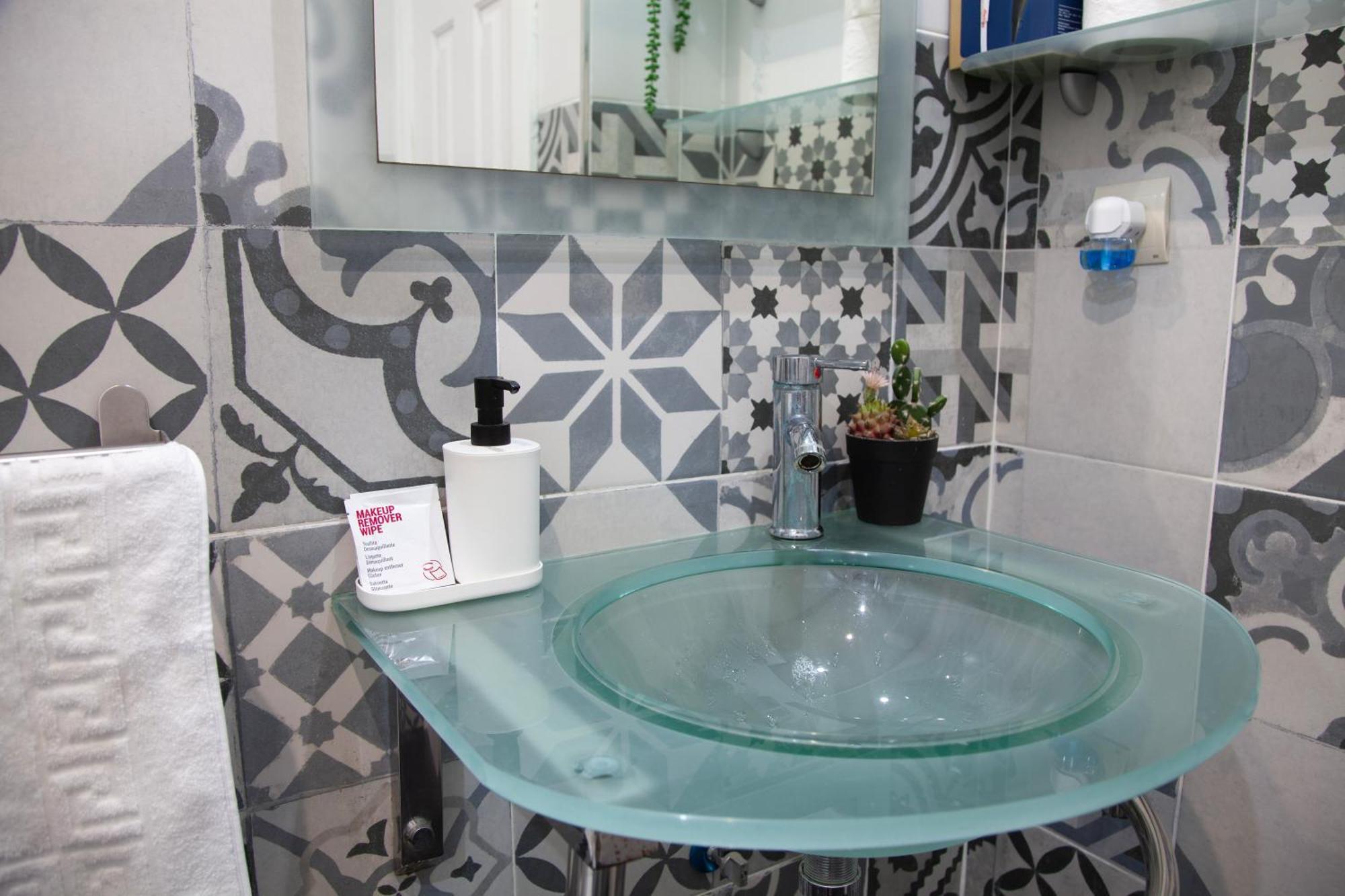 Appartement Duplex En Centro De Malaga, Calle Nuno Gomez *